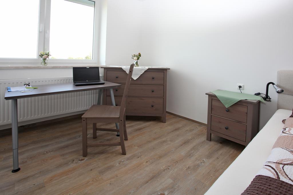 Pension Weinbauer Hofkirchen im Traunkreis Zimmer foto